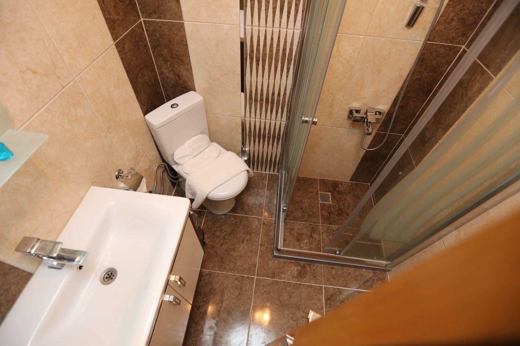 Camelot Apartment Istanbul Eksteriør billede