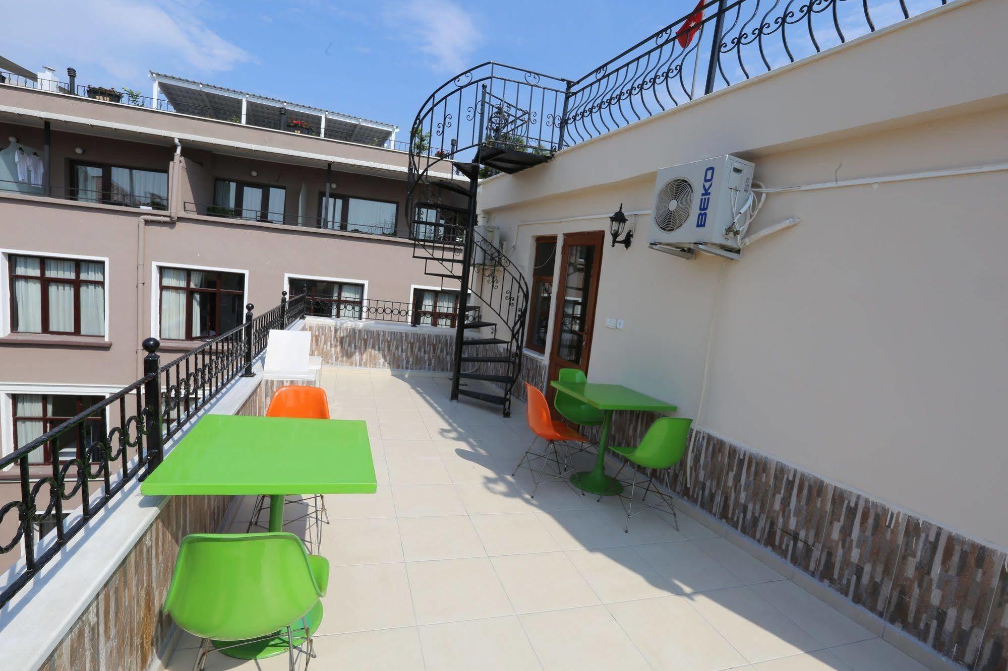 Camelot Apartment Istanbul Eksteriør billede